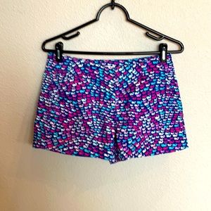 Vineyard Vines multicolor whale print shorts